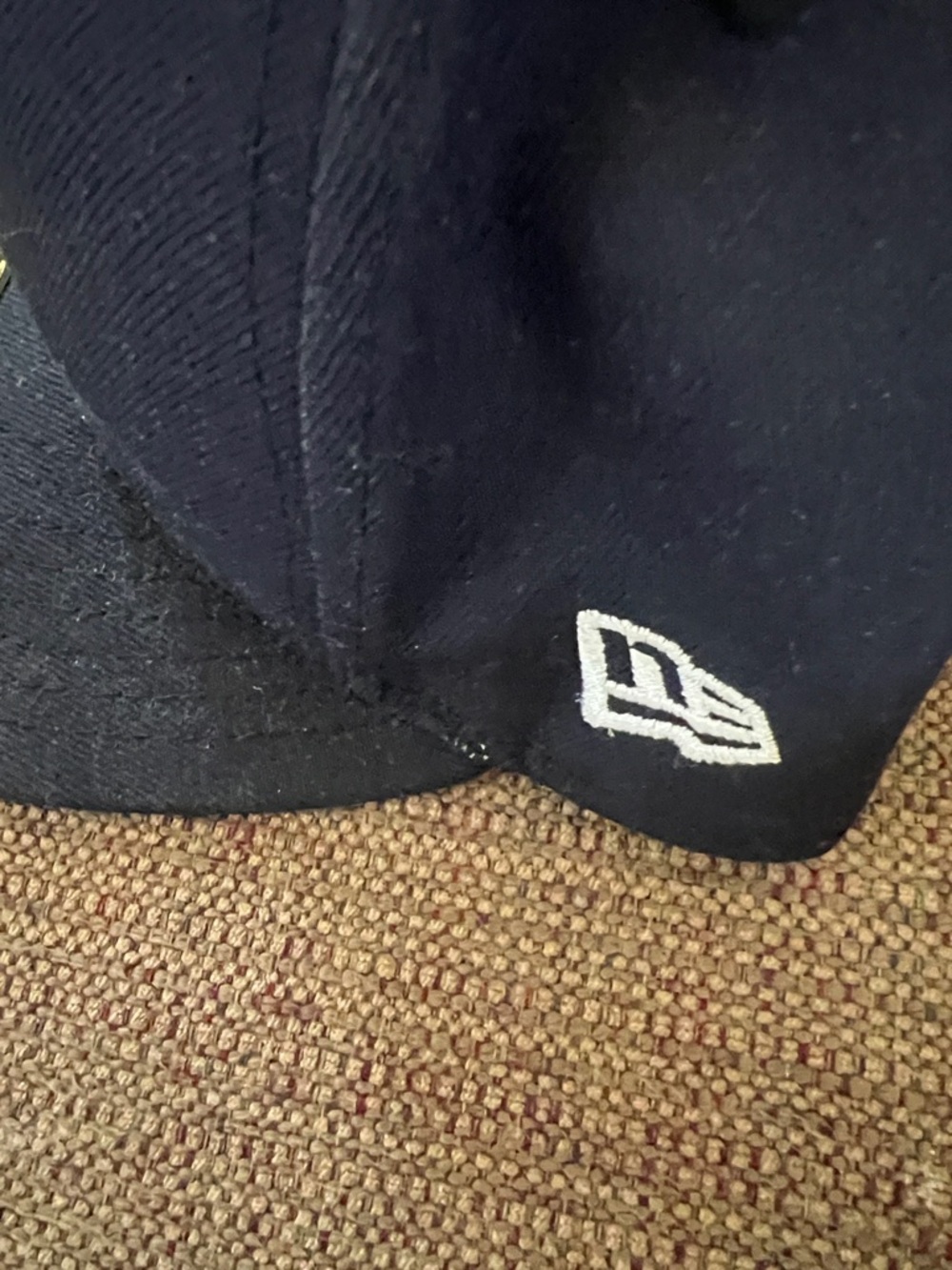 New York Yankees used fitted just collecting dust - Picture 2 of 3